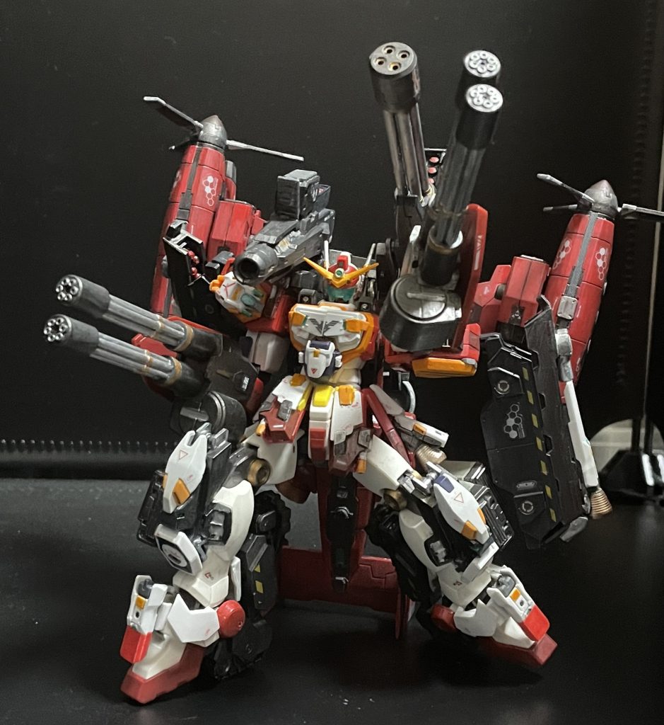 参考武装に『イーゲル(ハリネズミ)』や『ダムゼルフライ(イトトンボ)』という名称が付いていたため、付けてみました。『ガルーダ(神を乗せ空を飛ぶ神鳥)』『ドゥルガー(近づき難い者)』『ジャガーノート(圧倒的破壊力をもつ物)』諸説あるとは思いますが、イメージと近かったのでこれらにしました。