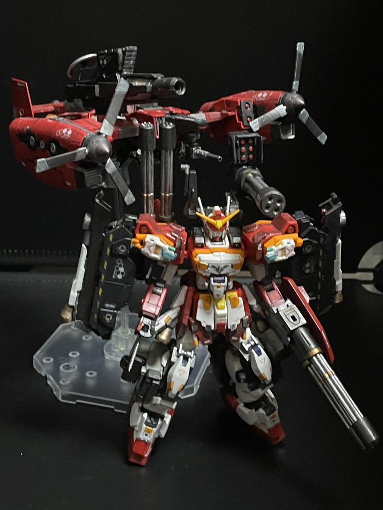 ガルーダのビームガトリングとキャノンは、共有可能にしています。