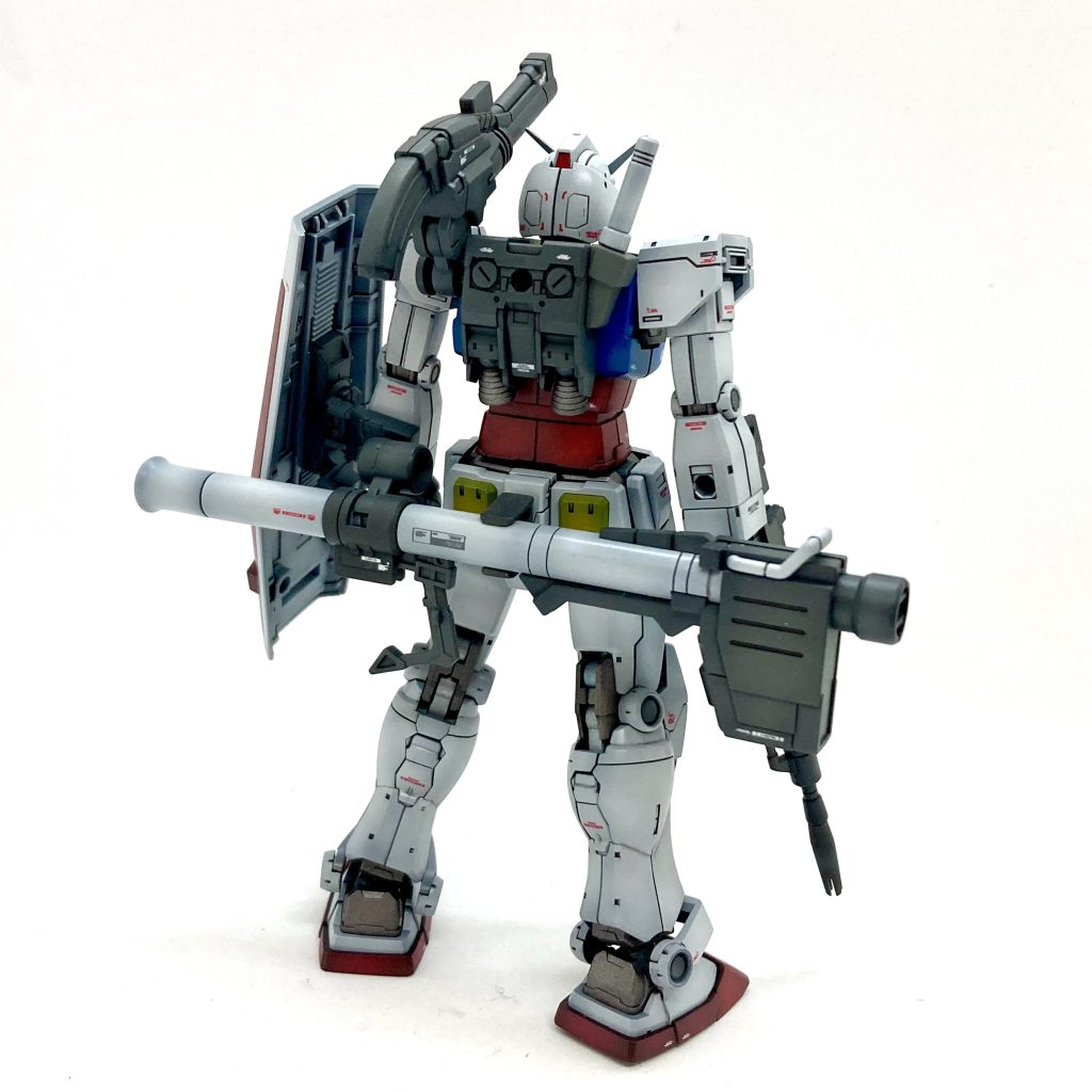 ほぼほぼ無改造ですが、バズーカの後ハメ加工だけしましたね😌