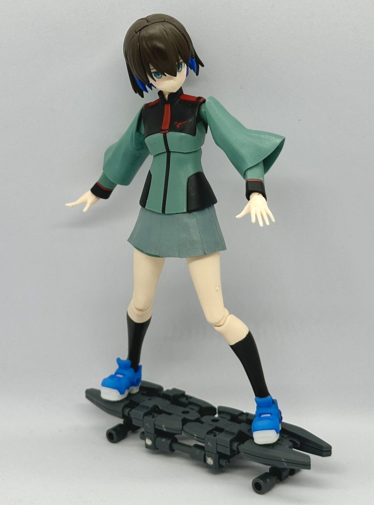 オラタンのブルースライダーモチーフでスケボー通学テムジンの方に搭載出来なかったのでこっちでネタを回収ところで実際に乗ったことないからかスケボーのポーズやらなんやらがイマイチしっくりこない…