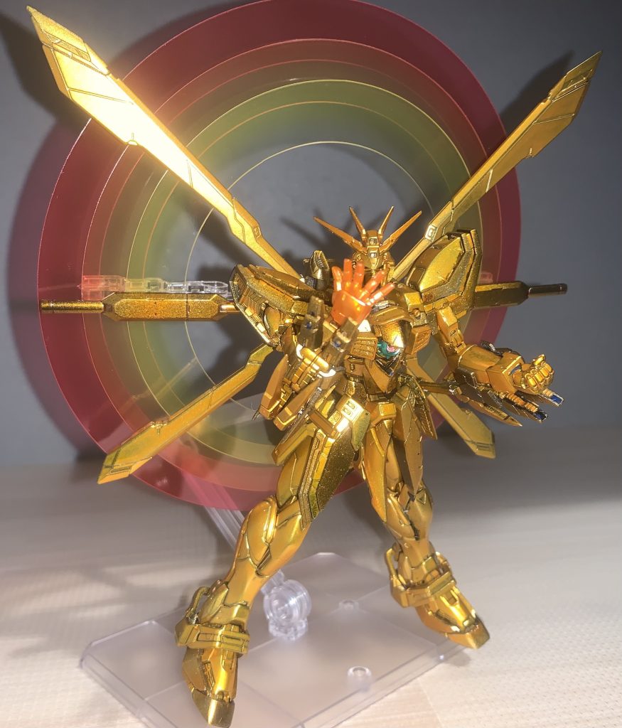 白部分は黒サフ→スタブラシル→クリアイエロー赤青部分は黒サフ→スタブラゴールド→クリアオレンジ黄色部分は黒サフ→スタブラゴールド→クリアイエロー+オレンジ