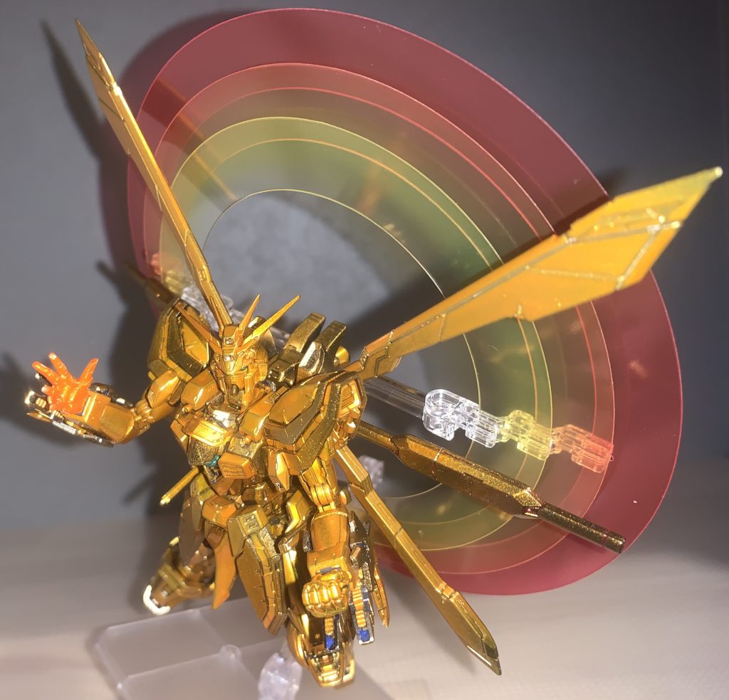 それにしてもRGゴッドガンダムの可動域には驚かされるばかりです。