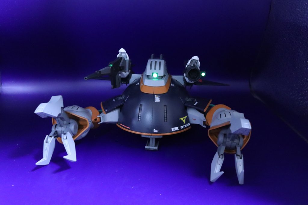 某所で行われたプラモをピカピカさせるコンペに応募しようとしていたので目やセンサーが光ります残念ながら不慣れな電飾で完成は間に合いませんでした