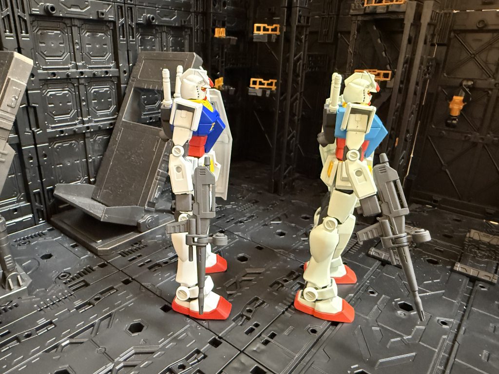 右側面から前腕部のジョイントの穴は埋めるべきでしたね。