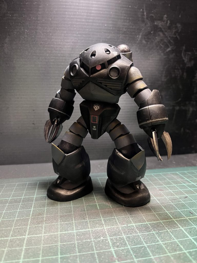 腕の蛇腹部分をサビっぽくしたかったのでウェザリングマスターでゴシゴシと多めに