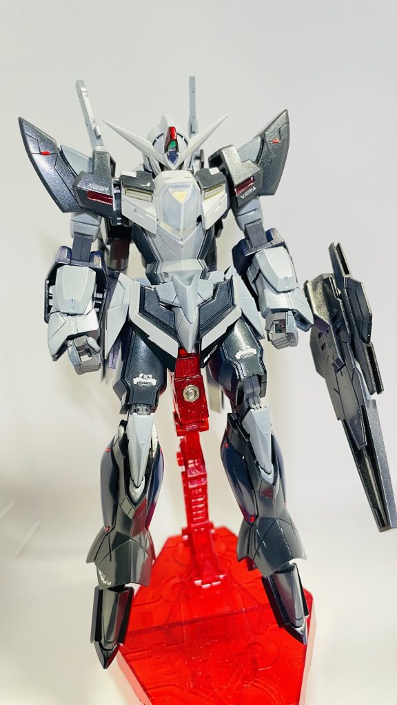 フロント。シックな感じにしたかったのでニュートラルグレー5を使いつつGXクリアシルバーでちょっとメタリックに。