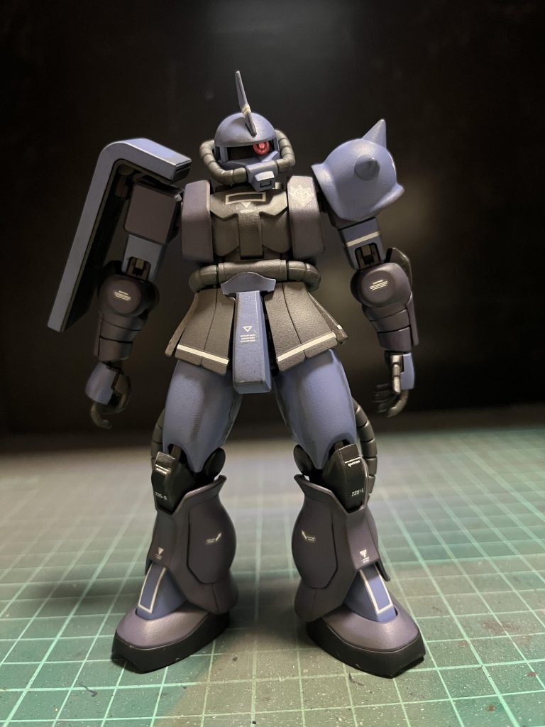 グフっぽいカラーだけどちょっと違う感じを出したかったんですがグフっぽいですね