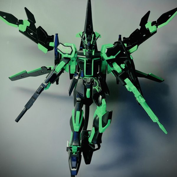 ENTRY GRADE 1/144 ストライクガンダム [リサーキュレーションカラー/ネオングリーン]+α