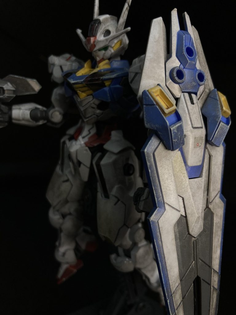 リアルタッチマーカーで金属の感じが出るようにしました。