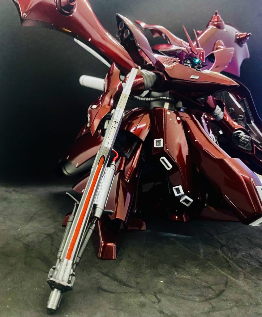 赤ワインみたい色をイメージして濃く深い赤にしあげてみました!