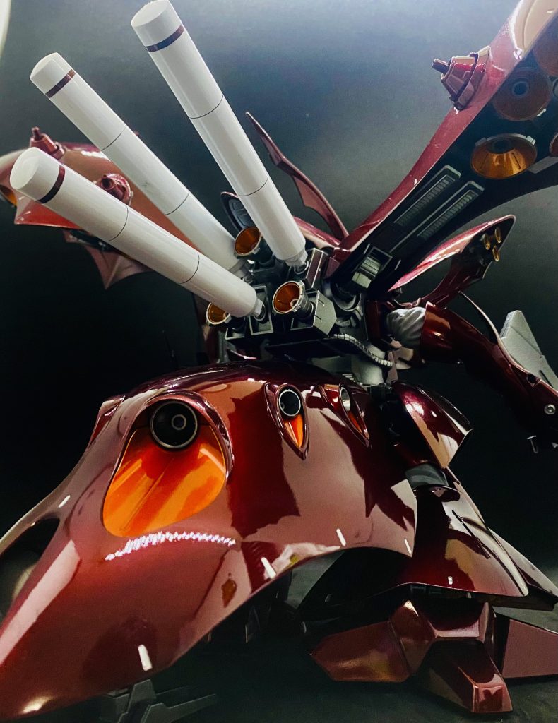 メイン装甲赤部 メタルブラッディレッド→ディープクリアレッドプロペラントタンク クールホワイト→ムーンストーンパール→ホワイトクリアシールド黒部 プリズムブルーブラック→クリアブラックバーニア内部 スーパーアイアン2→クリアオレンジ見事にキャンディ塗装ばっかりꉂ🤣𐤔フレームはスターブライトアイアンのみです(笑)