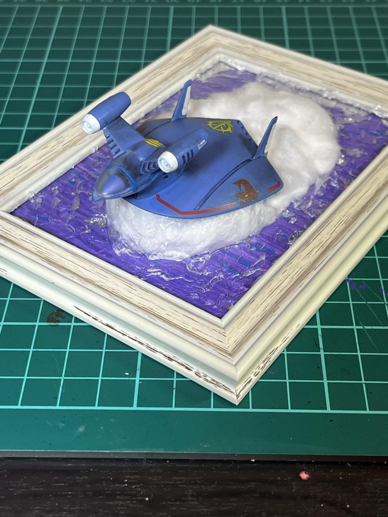 シャアの後ろに映っていたのを覚えています。以下、制作工程