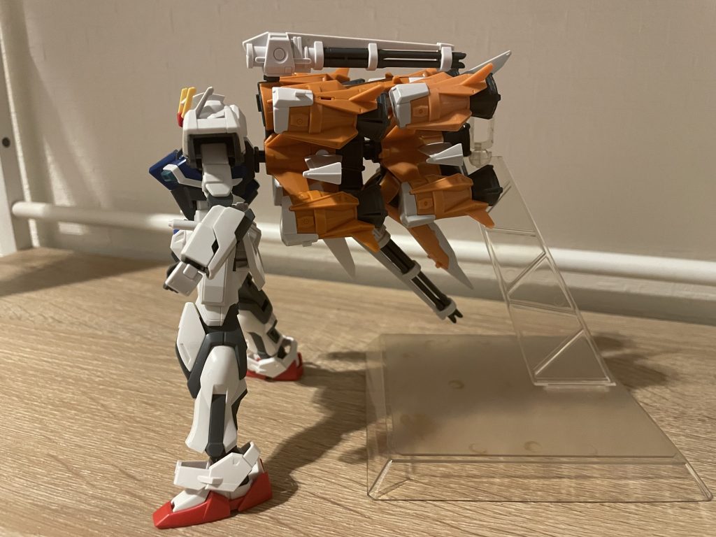 自立できる筈もなく…