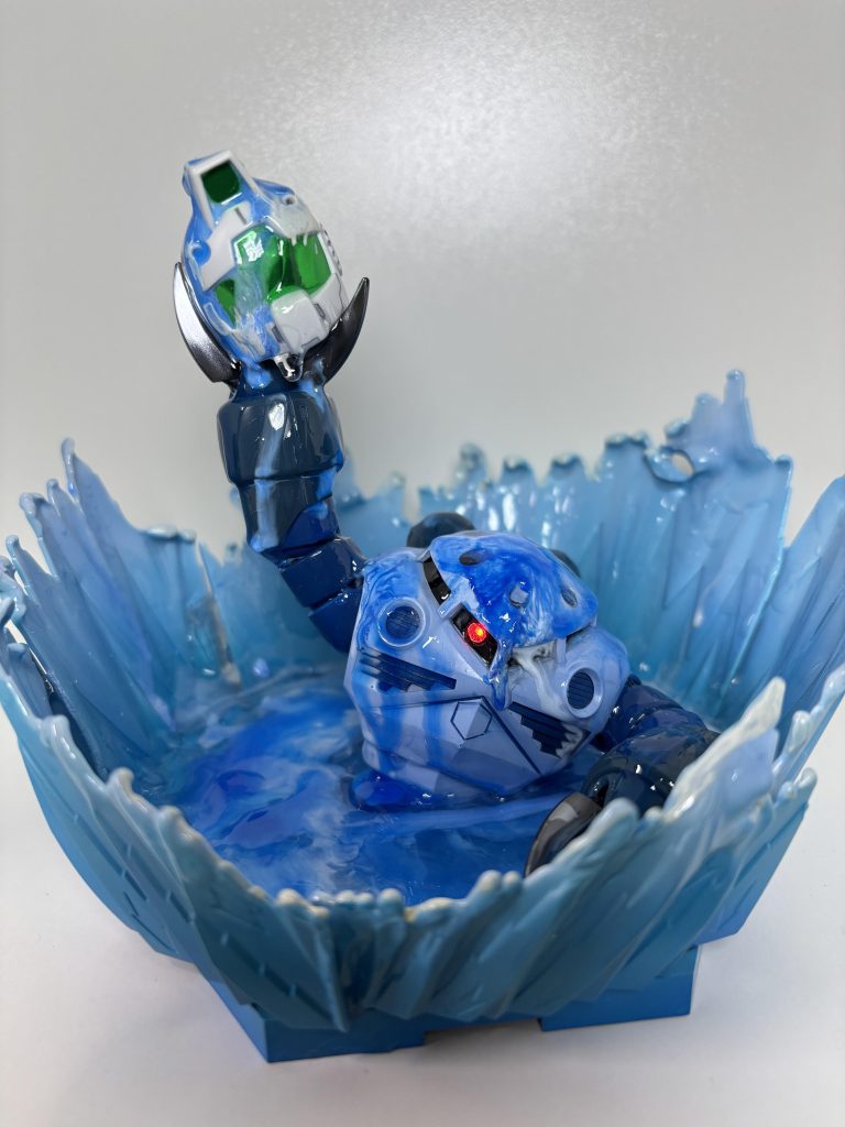 磁石でON-OFFできるライトをモノアイに取り付けました