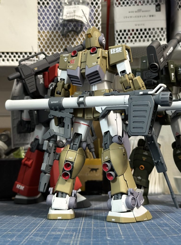 バックショット(Ｒ-４ビームライフル装備)。