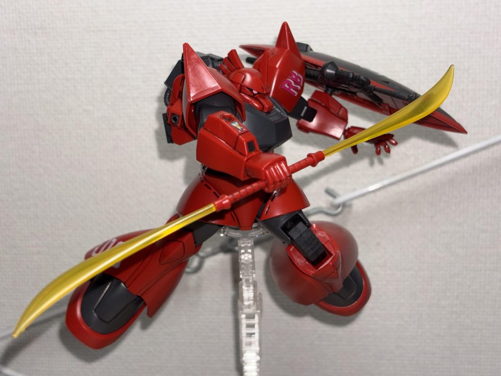 最近のキットで目が慣れすぎたからか、ナギナタのビーム刃はもうちょい長ければなぁ、なんて思ってしまいます。