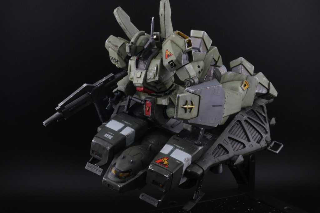 逆襲のシャアではやられ役的な存在でしかなかった機体ですが・・・