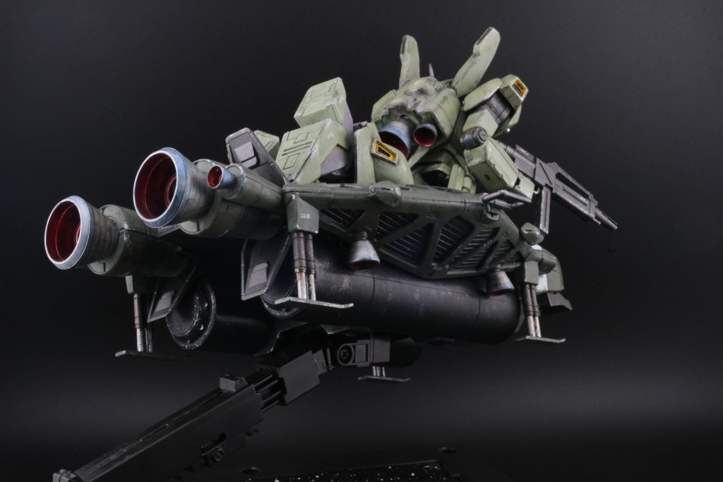 スペック的にはガンダムMK-Ⅱと変わらない性能との事なんですが、逆シャアではいい所無しでしたね。