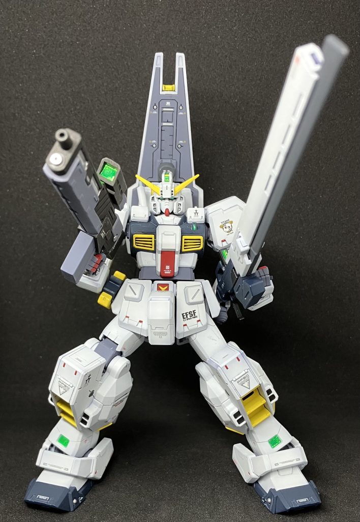 射撃ポーズ適合するスタンドがあればもうちょっと様になったポーズが撮れると思うのですが💦