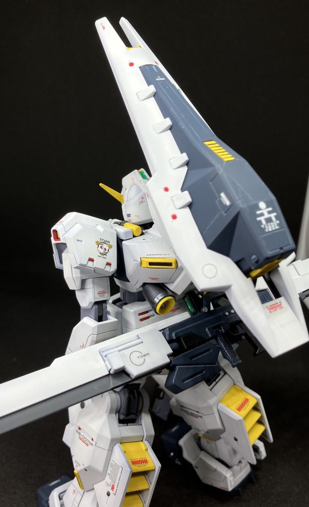 シールドブースター撮影のために動かしている間に傷をつけてしまいました😭