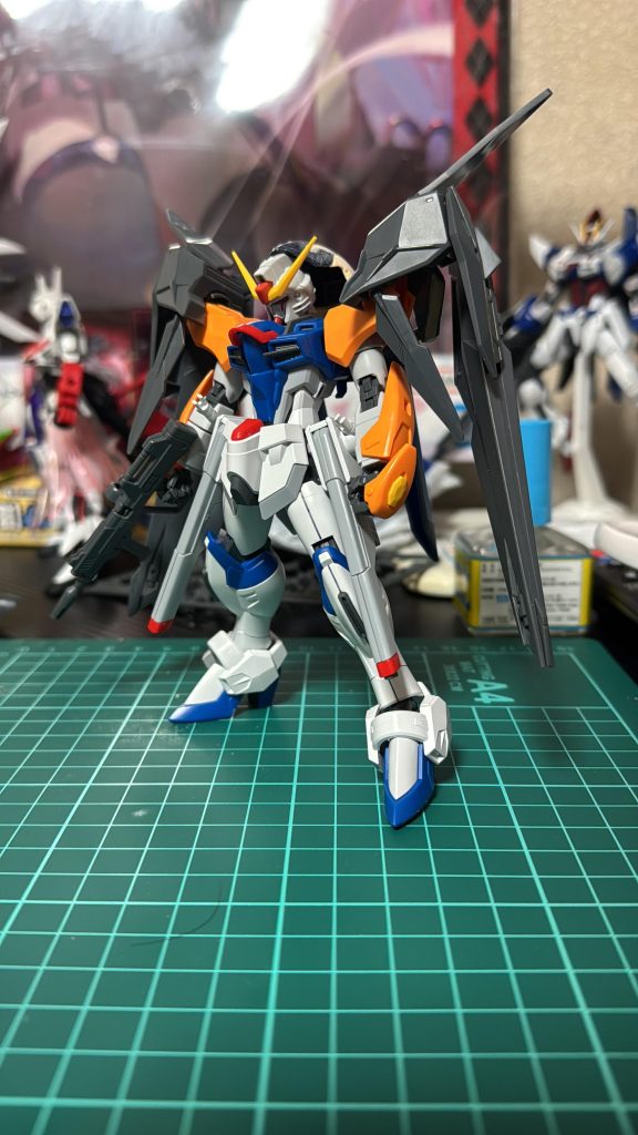 装備できることが分かったのでパテ盛り作業開始主にリベイクライフルの肉抜きとフードパーツにパテを追加しました。