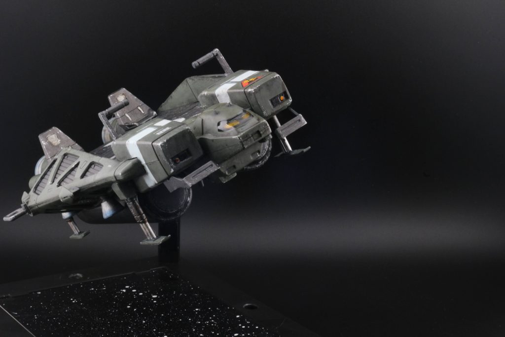 ベースジャンパーにもロンドベル所属のマーキングシールを張りましたが、そんな資料が見当たらず、もしかしたらベースジャンパーは艦隊所属では無いのかもと、完成後に思ったりしています。