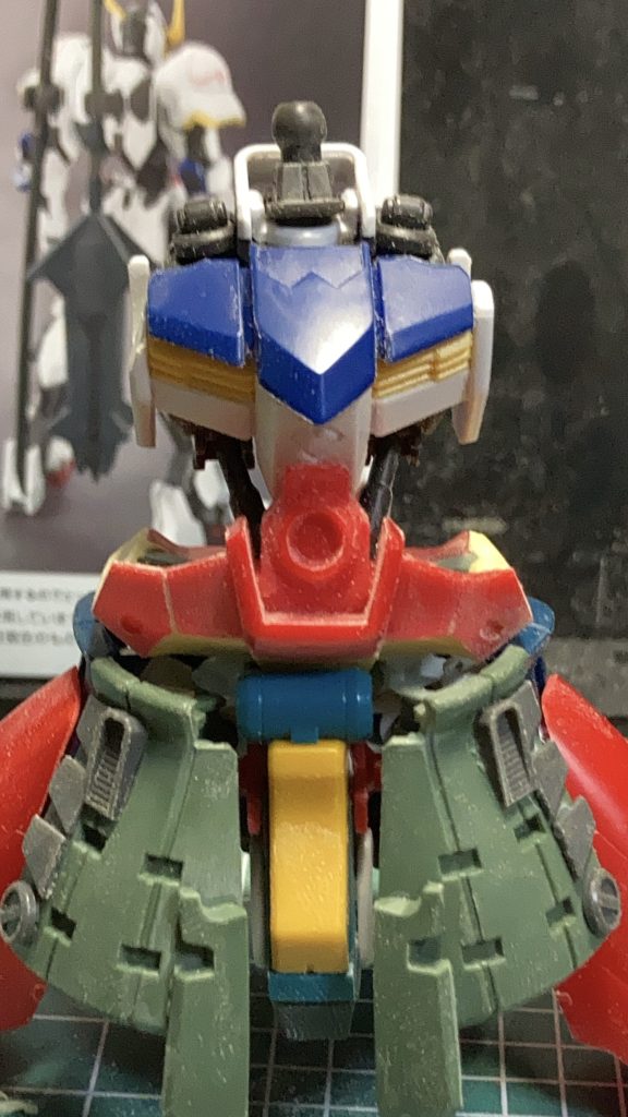 続いて上半身の製作に着手!