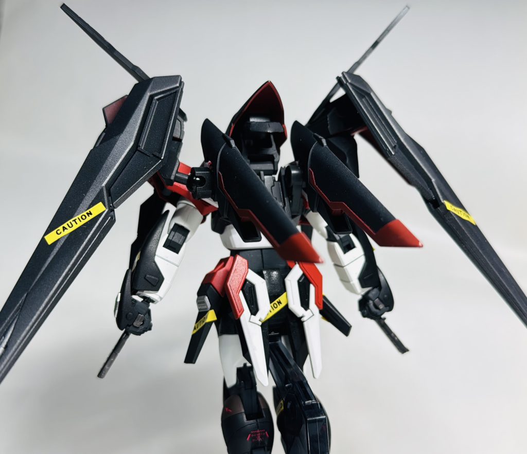 背部ブースターユニットイミテイトの背部に搭載されている専用ブースター。フレームコート内のパワーエクステンダーによりエネルギーを供給して使用する。