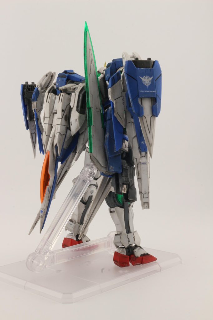 エッジ部分は2Bの鉛筆で書き入れ