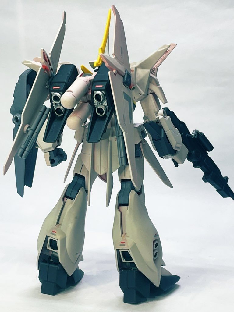 ラカン・ダカランが無様な色といったグレミーカラー、アニメ資料しかないので一時停止しながら調色。