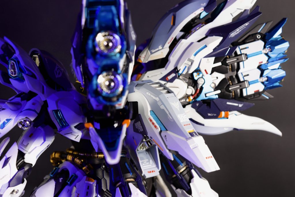 MG シナンジュ ver.ka 白 改造–6枚目/制作者：ルシプラ (撮影練習中)