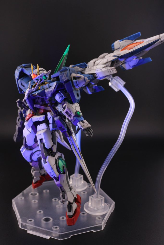 ダブルオーガンダムとダブルオーライザー、別々に飾れる方法を考えている時