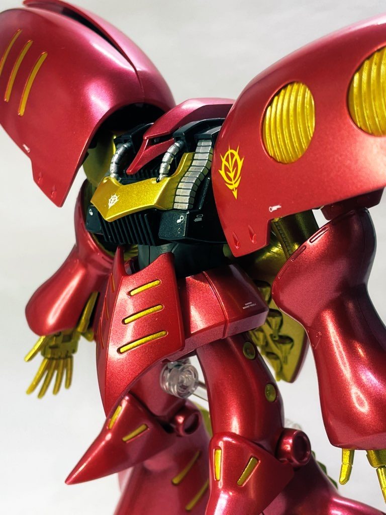 普段でしたら別カラーにするのですが今日ばかりはスタンダードにしました。メタリックはあまり慣れていないので数を重ねて勉強していきたいと思います。