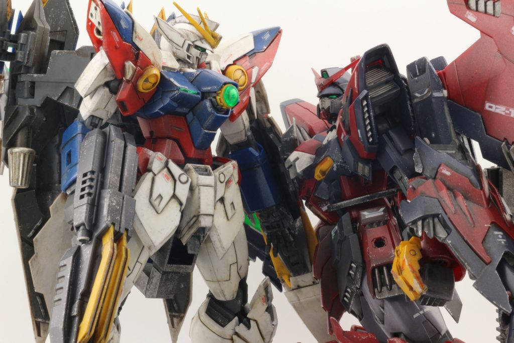 メンチを切っている写真が続きます