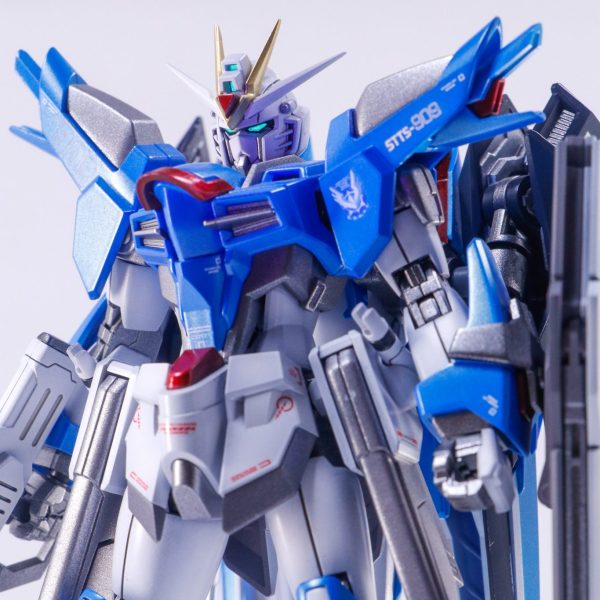 ライジングフリーダムをメタルビルド的に