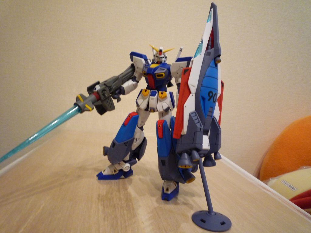 F90 IIからI-Type借りて装備F90用のI-Typeもかつて出てましたがその時は購入せず違いはランサーと肩アーマーだった気が・・・