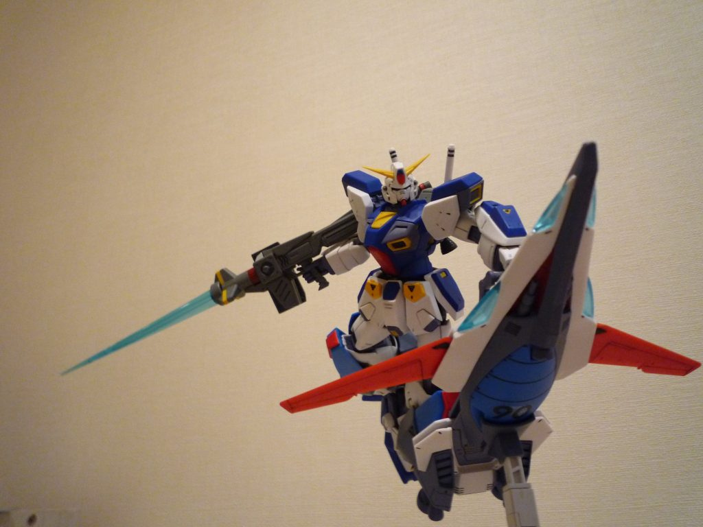 前回同様シールドに乗っているポーズでもパシャリ