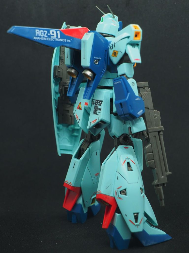 ＲＧＺー９１のデカール無く、リゼルのＲＧＺー９５の５を切り取って使ってます(gundam-kao5)