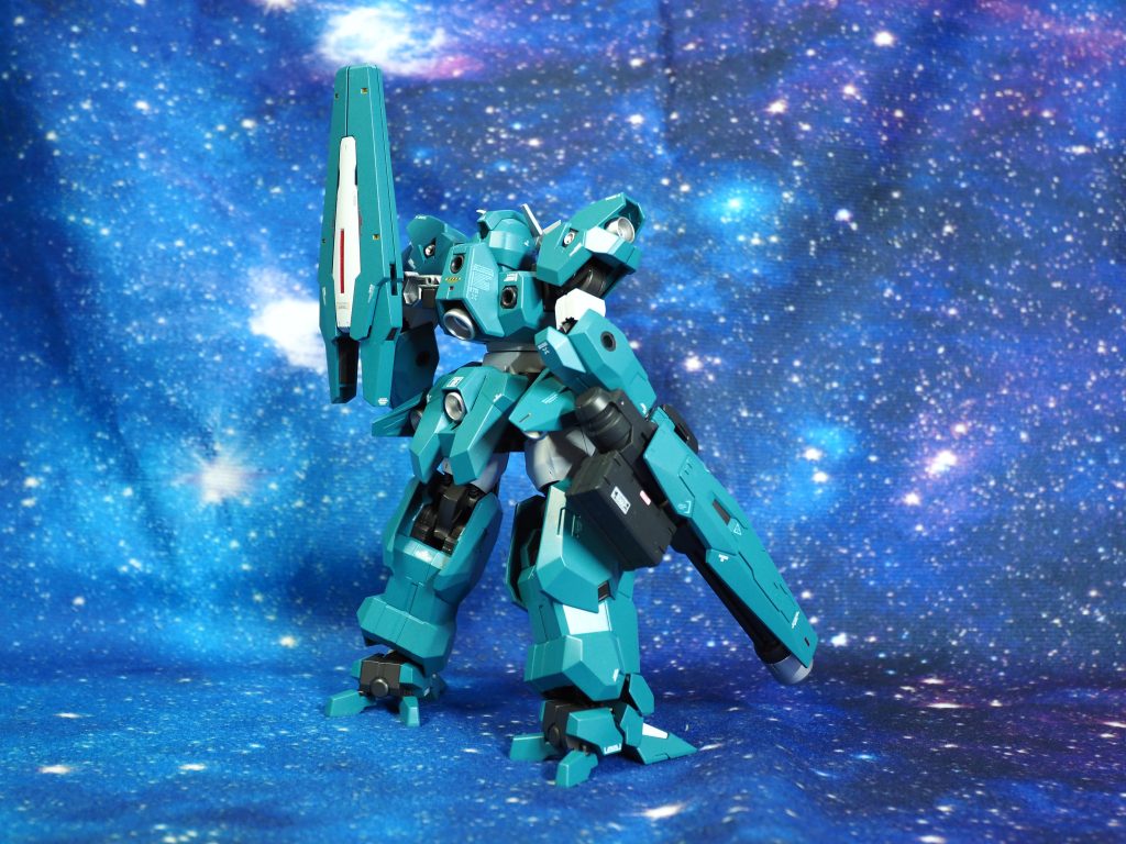 斜め後。シールド細いね❤