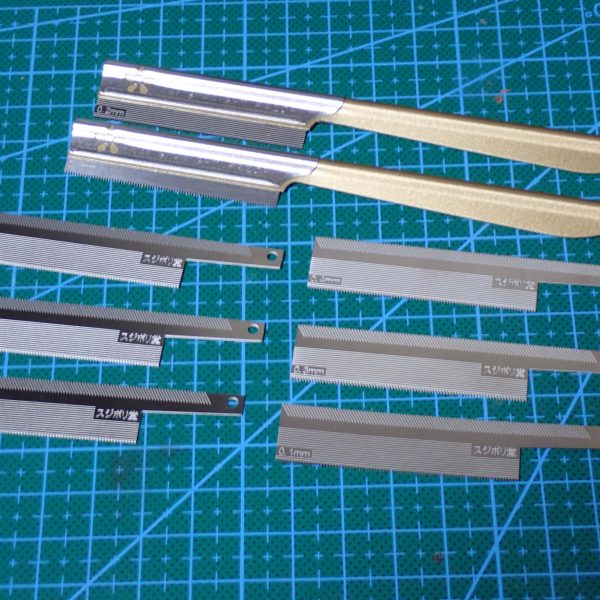 スジボリ堂 しいたけノコ