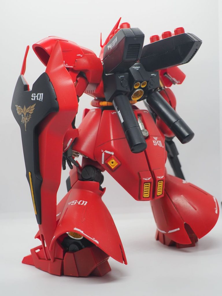 バーニアはチタンシルバーで塗っています(gundam-kao2)