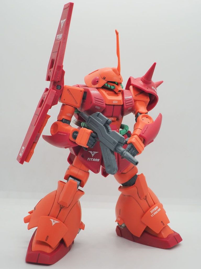 ユニコーン版のマラサイは持ってますが、積まれています(gundam-kao2)やっぱりこのカラーが良いんです(gundam-kao5)