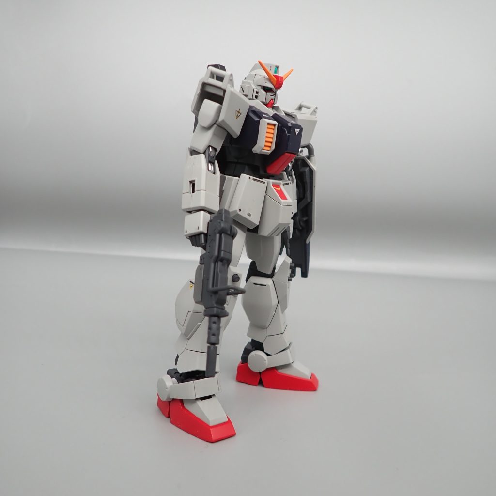 陸戦型ガンダム–3枚目/制作者：アンジェロのプラモデル工房