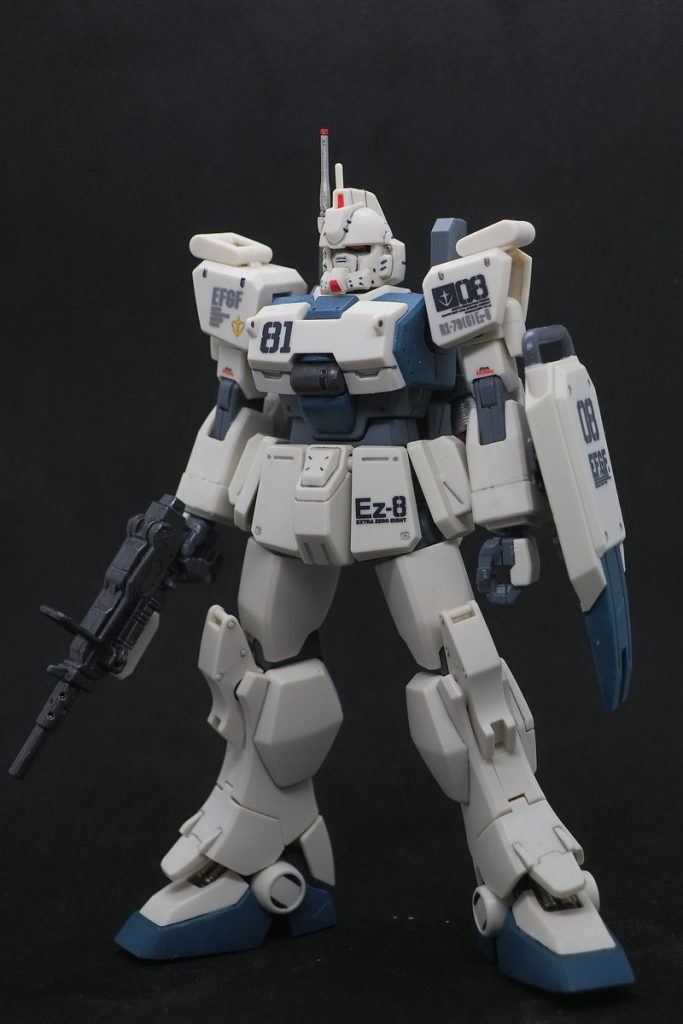 デカールは少なめにしていますが、気が向いたらゴテゴテにするかも知れません、でもこれでも充分ですよね？(gundam-kao5)