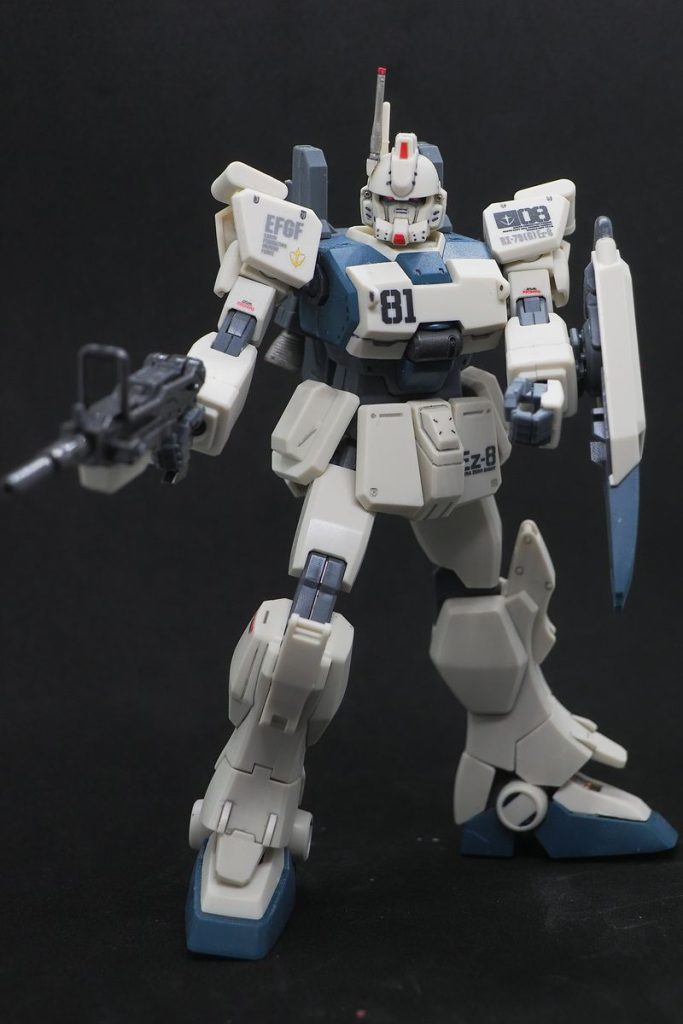 陸ガンよりミリタリーぽくて良いんですけど、人気が無いのか案外売れ残ってますねぇ(gundam-kao5)それを狙って買ったのが眠ってますが、他にも眠ってる奴がいるので日の目を見るのは何時の日か(gundam-kao5)