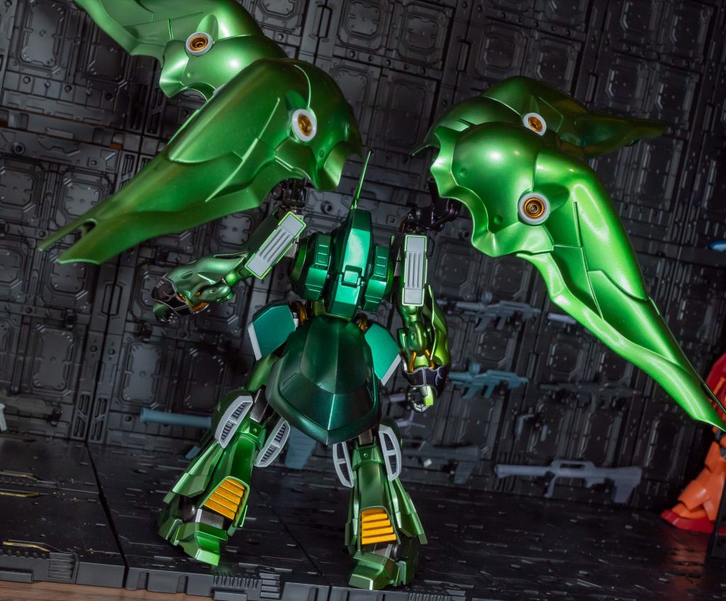 斜めになってしまいましたが後ろ姿