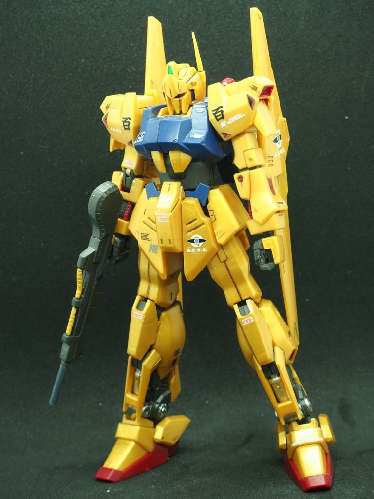 無塗装の1号機(gundam-kao5)