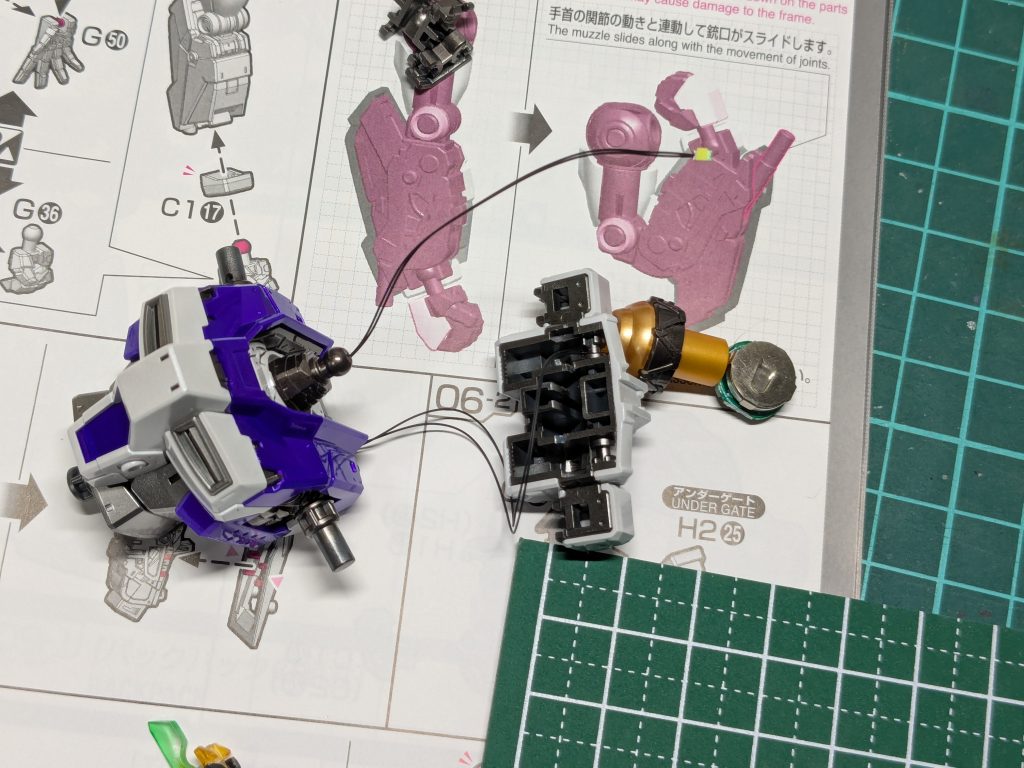 エアブラシ塗装を終わらせてから配線。どこにどう通すか悩む時間