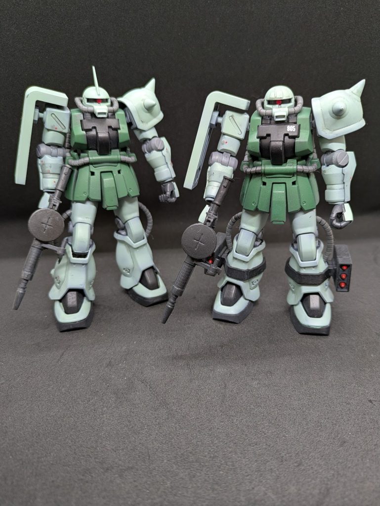 キットのこと。このキットを買えた時はまだまだ潤沢に商品があり、ジオン仕様と連邦仕様を選べるくらいでしたが、最近は全く見ないです・・・。連邦仕様との違いは確か付属のシールと成形色だったような。色は量産型ザクのカラーに白を多めに混ぜてみました。もう1機買って小隊を組みたい・・・。ドム・トローペンも全く見ない。ってか、バンダイさん「ザメル」を早くHGUCで出してください!最後までご覧いただきありがとうございます。