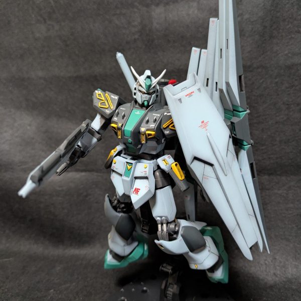 量産型νガンダム　ニューガンダム　フィンファンネル装備型